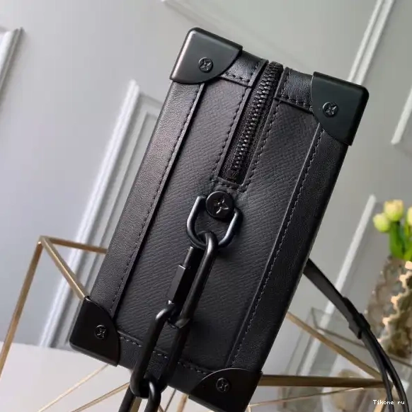 Affordable Vuitton Louis SOFT TRUNK 0521